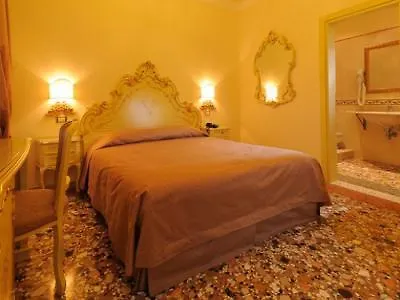 Locanda Al Leon Венеция Италия